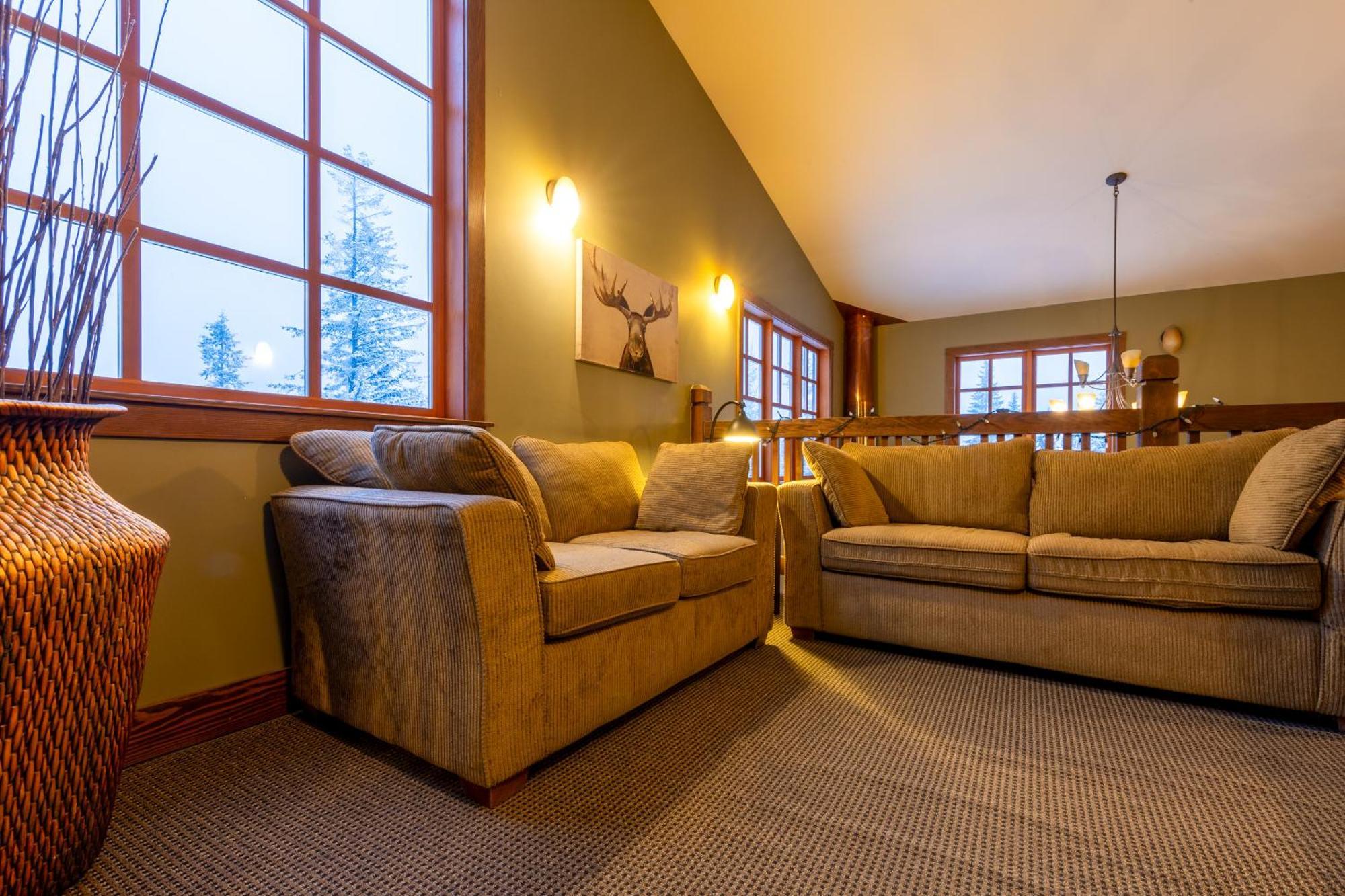 Copper Horse Lodge Golden Esterno foto
