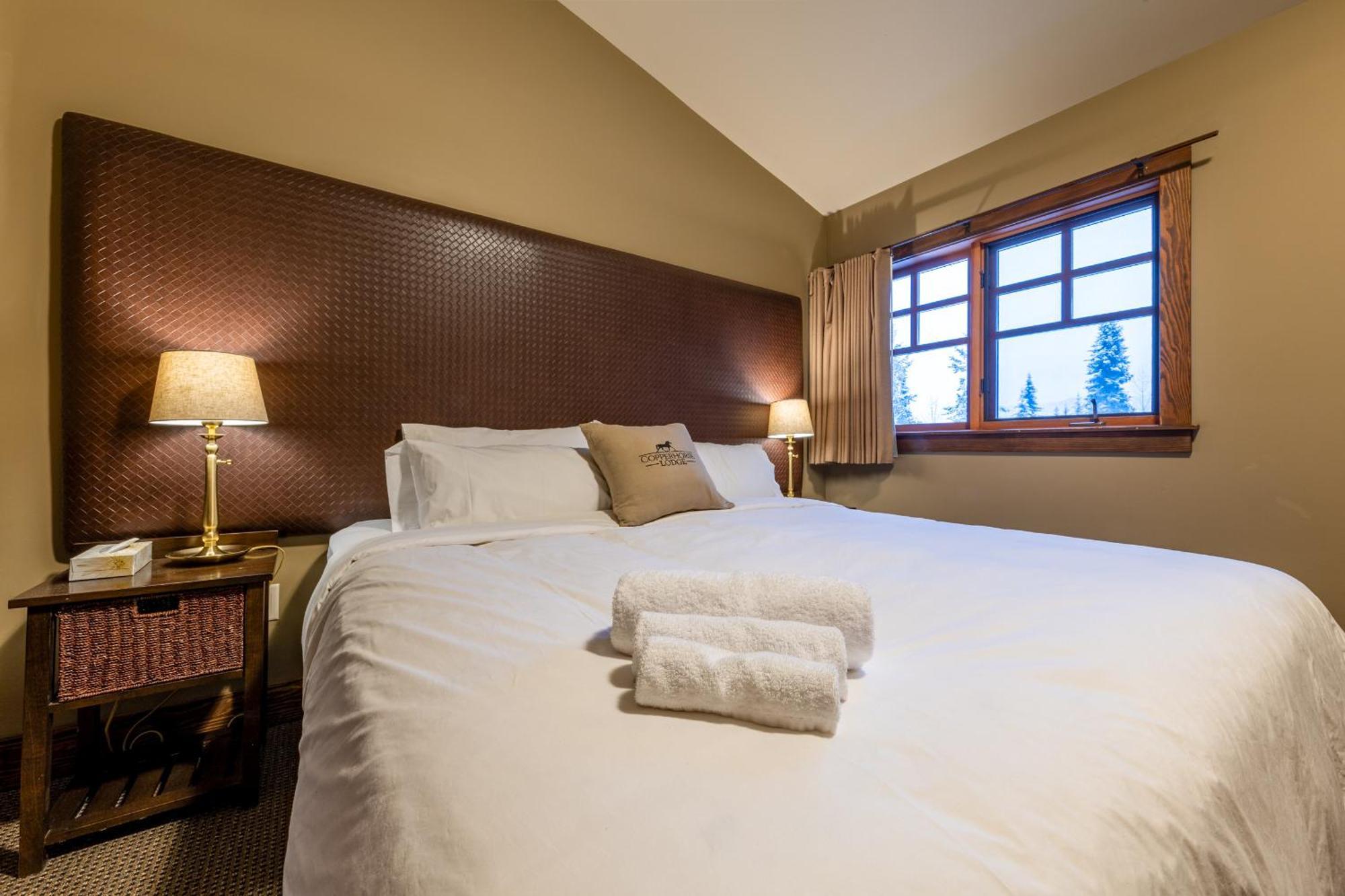 Copper Horse Lodge Golden Esterno foto