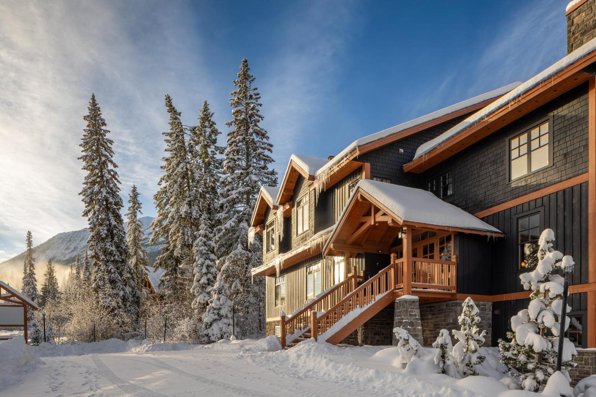 Copper Horse Lodge Golden Esterno foto
