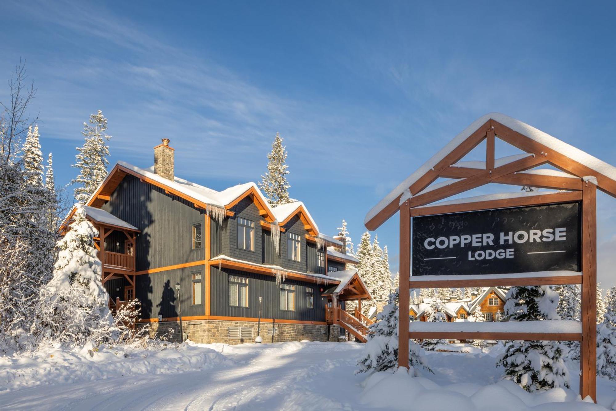 Copper Horse Lodge Golden Esterno foto
