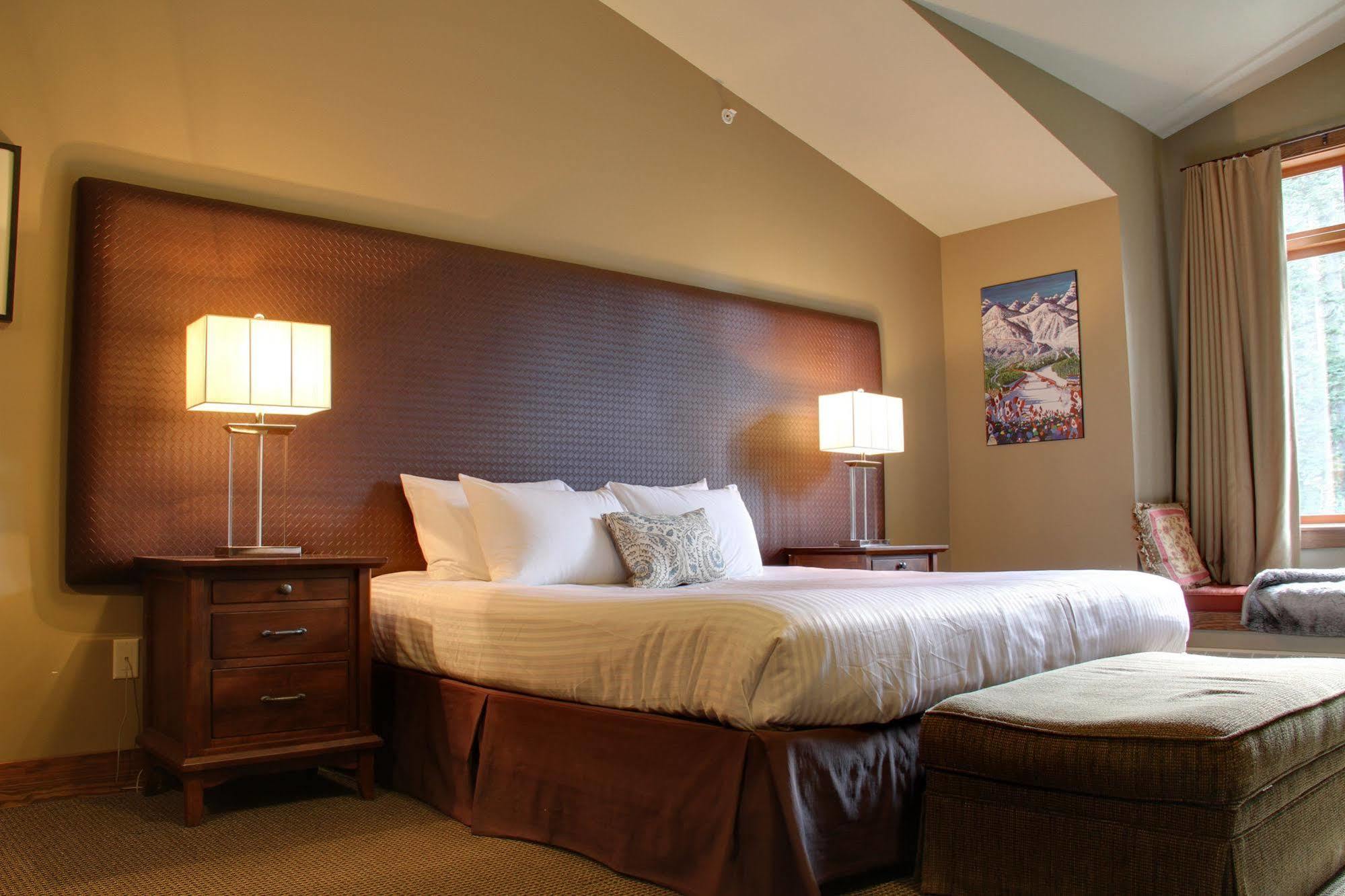 Copper Horse Lodge Golden Esterno foto